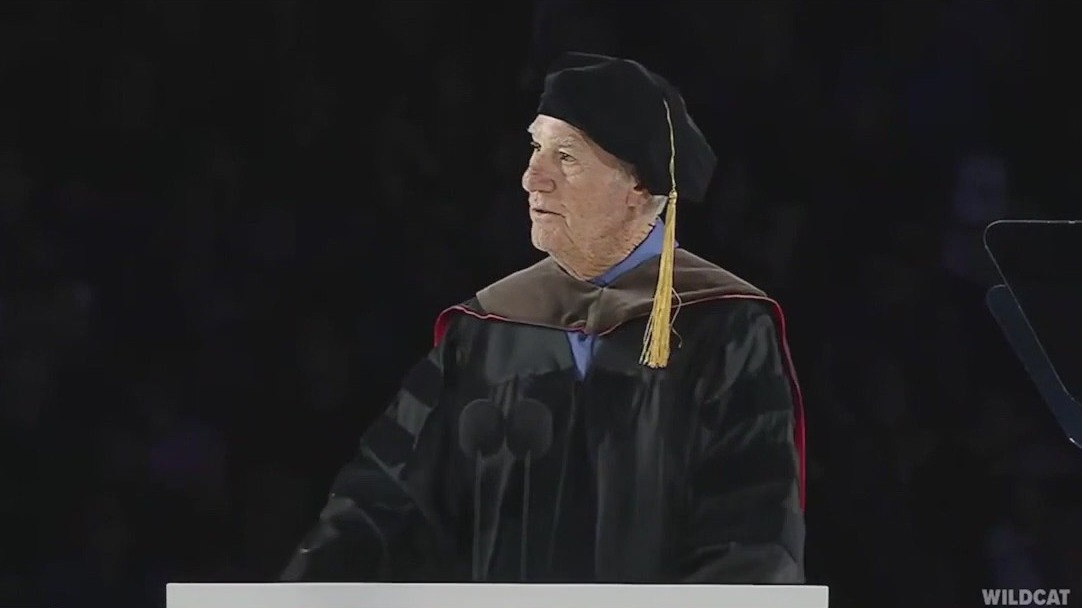 Craig T. Nelson receives doctorate from UArizona