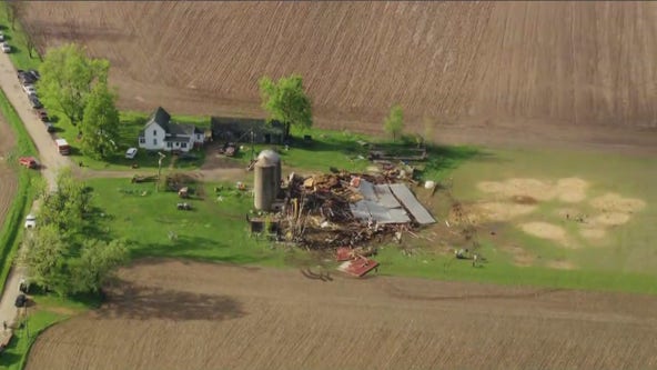 Barn collapses in McHenry County