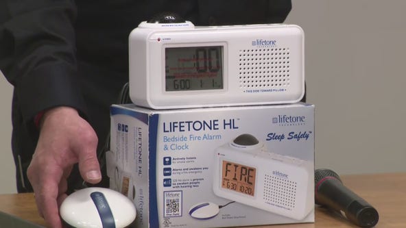 Fire alarm unveiled for Milwaukee deaf, hard of hearing residents