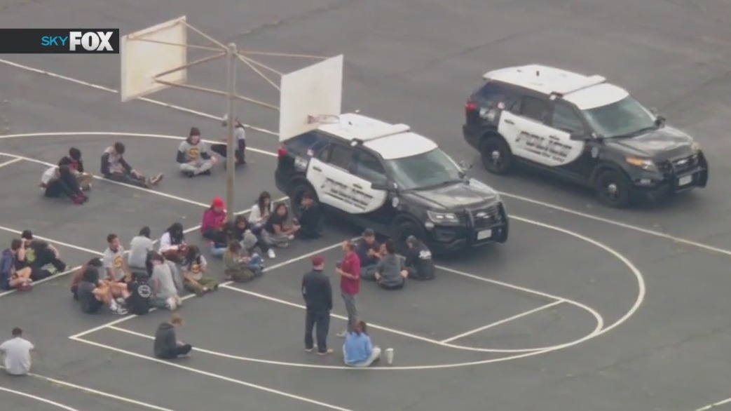Simi Valley High locked down due to bomb threat
