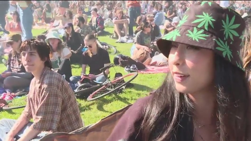 Thousands flock to SF's Hippie Hill for 'unofficial' 420 celebration