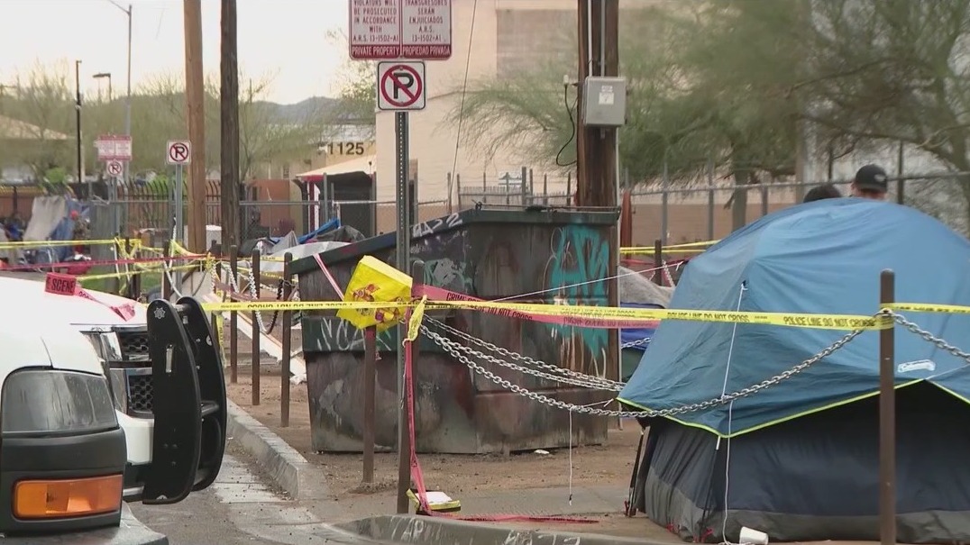 2 arrested after body burned in Phoenix dumpster