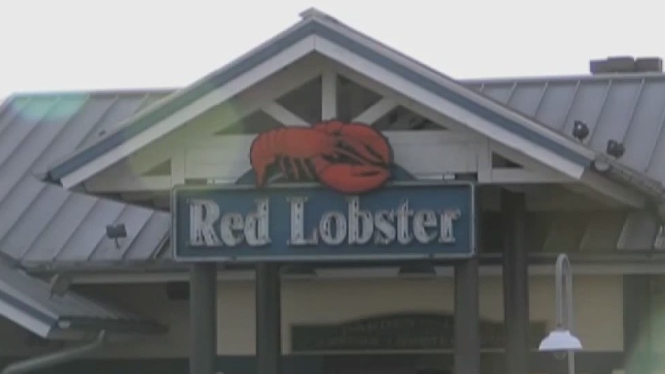 Why are Red Lobsters temporarily closing?