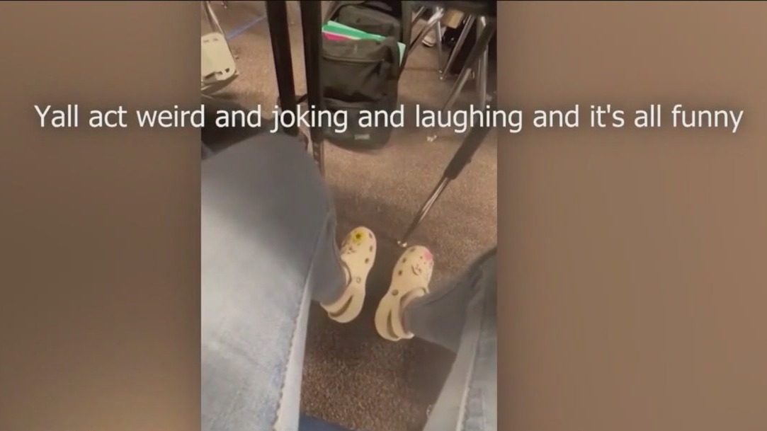 Video: Teacher goes off on students