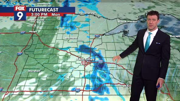 MN weather: Few scattered light showers Monday