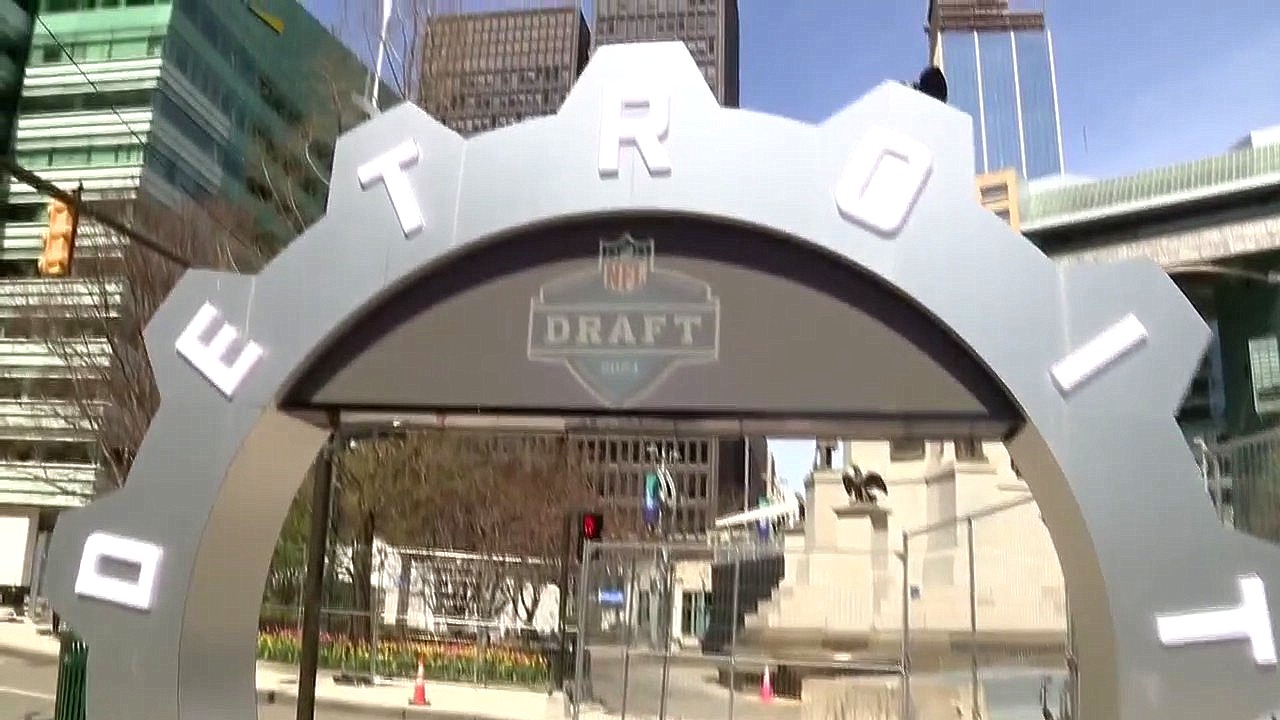 Out-of-towners check out Detroit ahead of NFL Draft