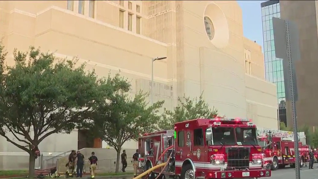 Fire at Co-Cathedral of the Sacred Heart in Downtown Houston