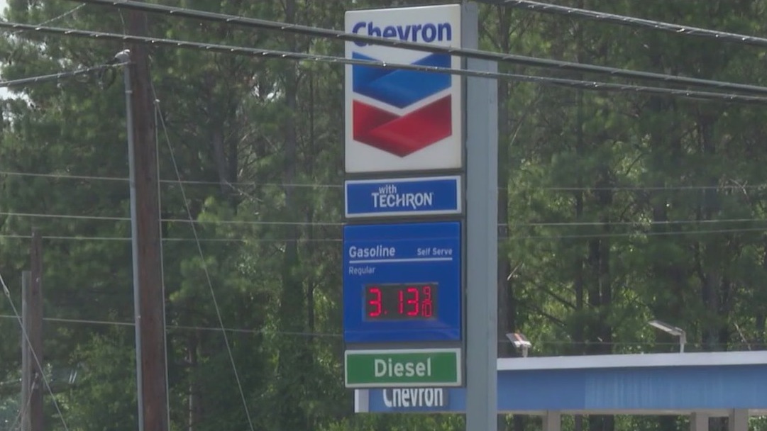 Too many gas stations in south Atlanta?