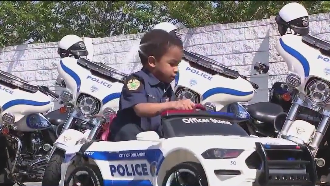 4-year-old becomes police officer for 1 day