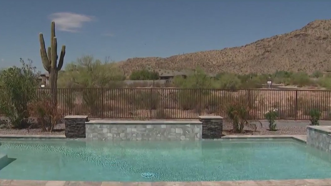 Mountain views in Ahwatukee | Cool House