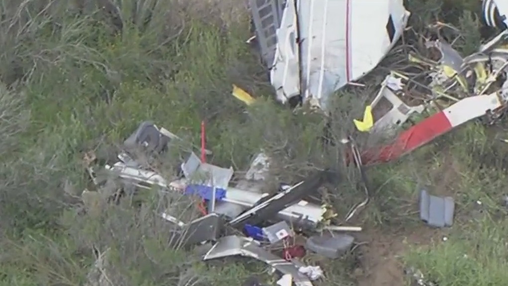 2 dead in helicopter crash in Riverside County