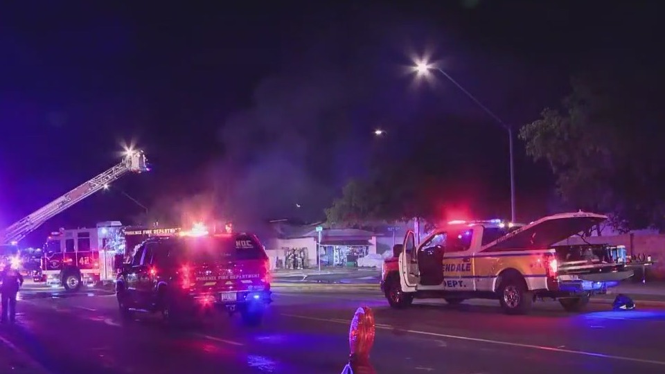 Fire destroys Glendale home