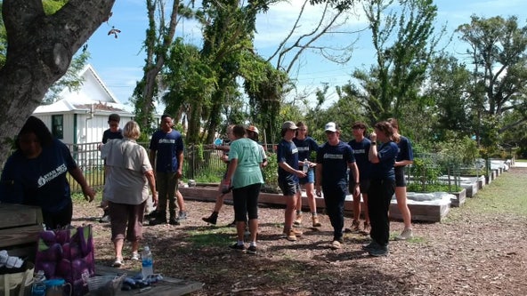 Student volunteers help Charlotte County with Hurricane Ian cleanup