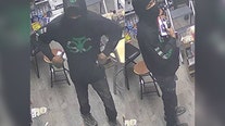Police searching for duo who stole ATM from Southwest Philadelphia market
