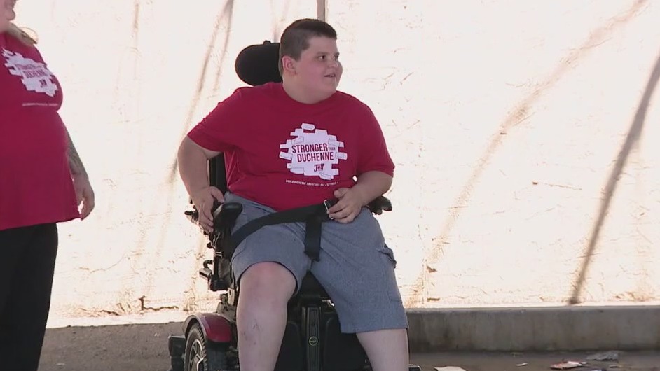Arizona boy raising money for wheelchair accessible van