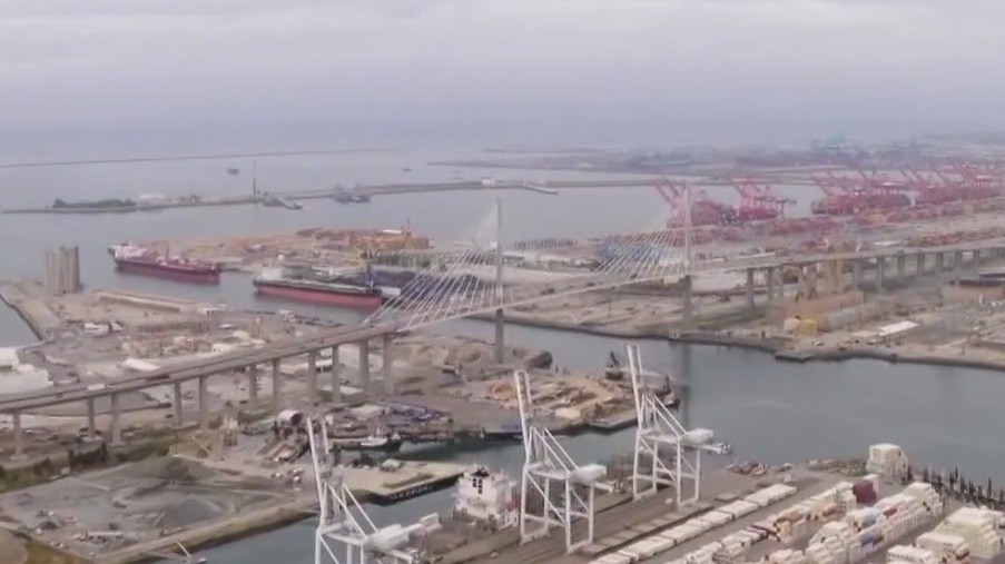 LA, Long Beach ports face labor disputes