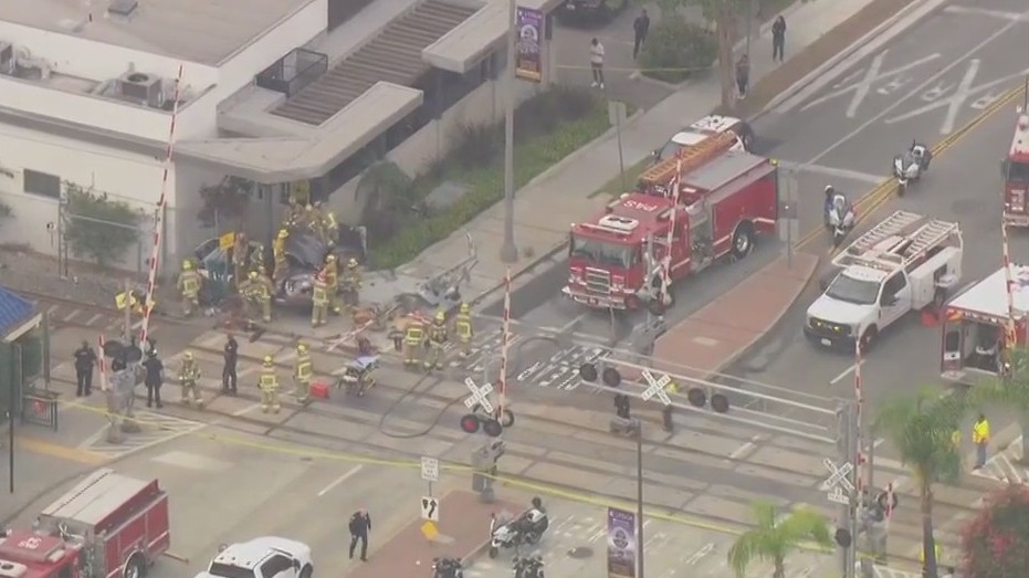 Train, vehicle collide in Pasadena