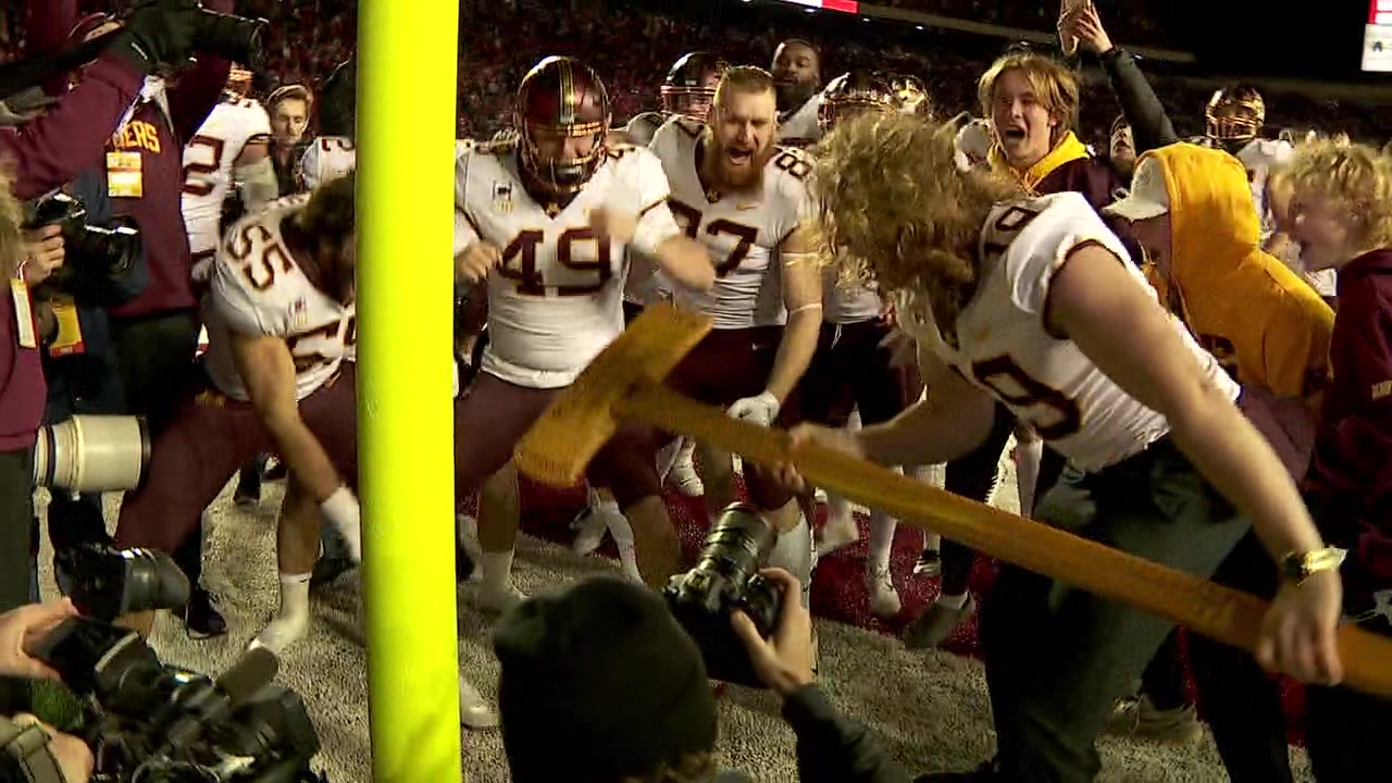WATCH: Gophers football celebrates after beating Wisconsin for Paul Bunyan's Axe