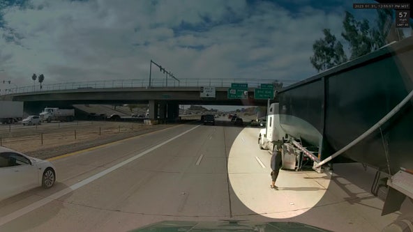 Shocking: Man darts in between traffic along the I-10 in Arizona