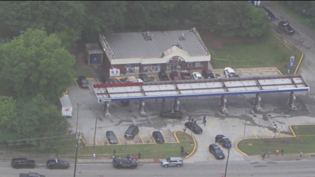 Officer-involved shooting at Mableton gas station