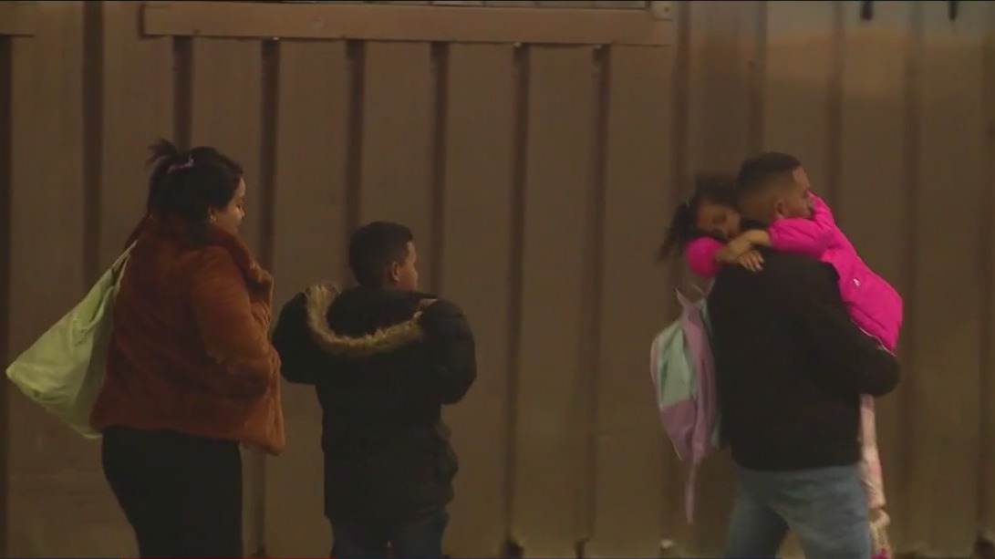 Migrants in Chicago shelters facing diaper shortage