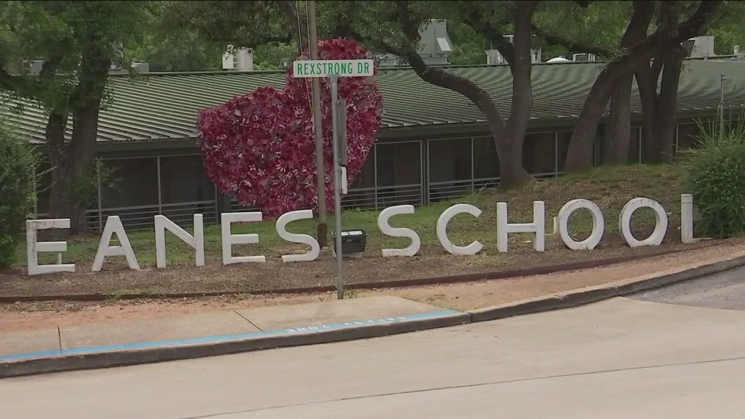 Eanes ISD board approves forming district police department
