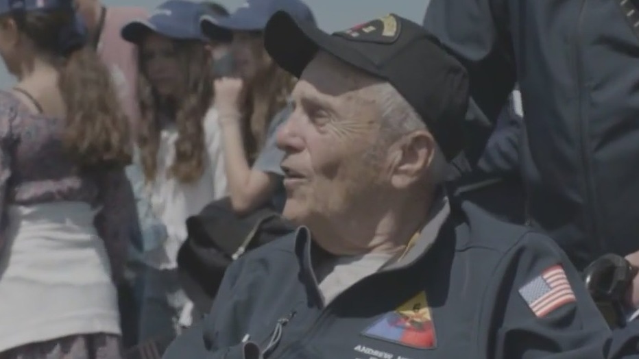 99-year-old WWII vet returns to Normandy