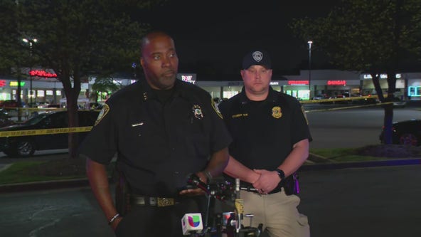 Police shooting under investigation in Oxon Hill shopping center