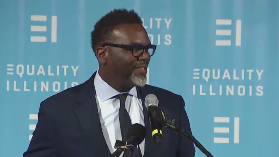Chicago Mayor Brandon Johnson helps kick off Pride Month with Equality Illinois brunch
