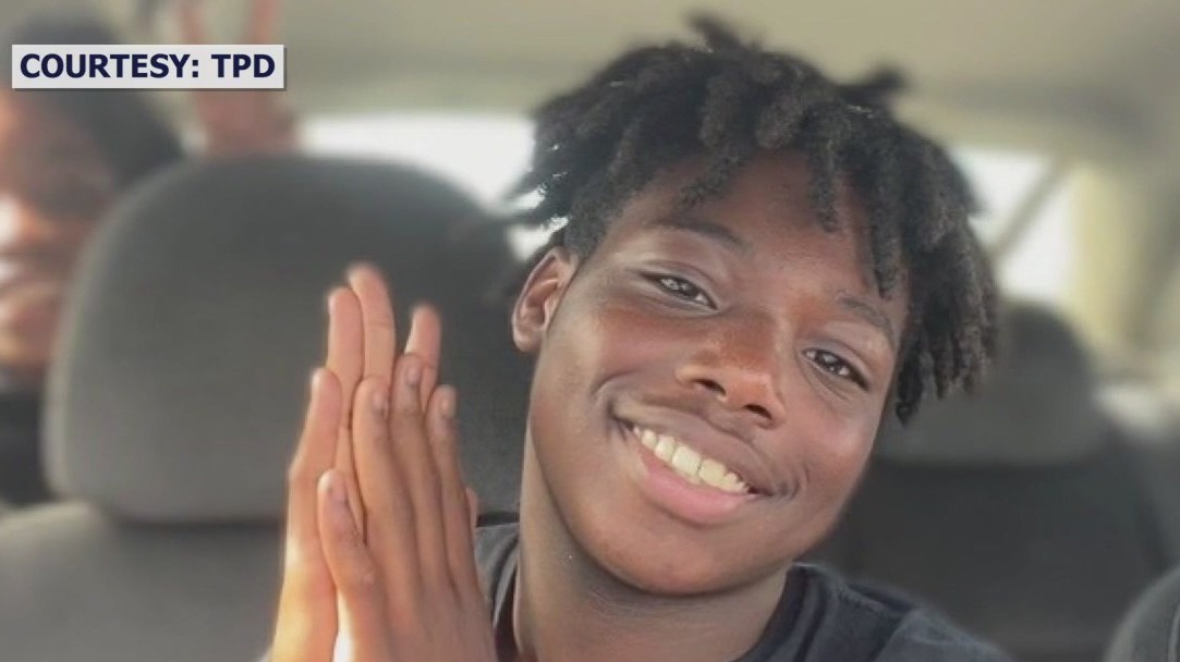 Police searching for 14-year-old's killer