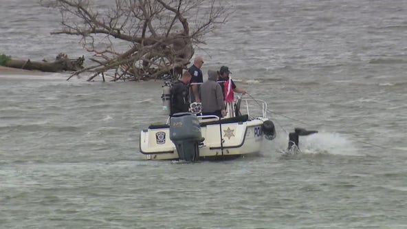 Divers recover body of 23-year-old missing at Belleville Lake