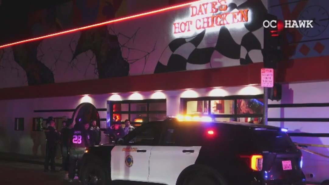 Man stabbed to death in Long Beach restaurant
