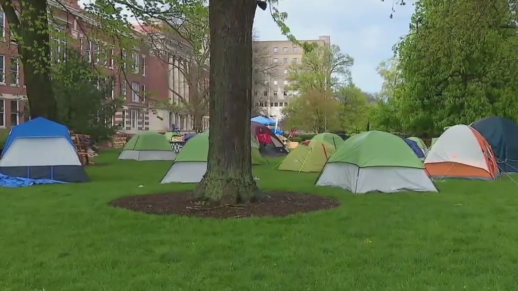 UWM encampment expands