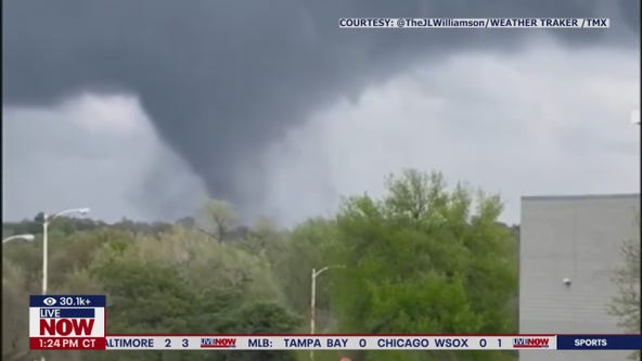 Nebraska tornado destroys homes
