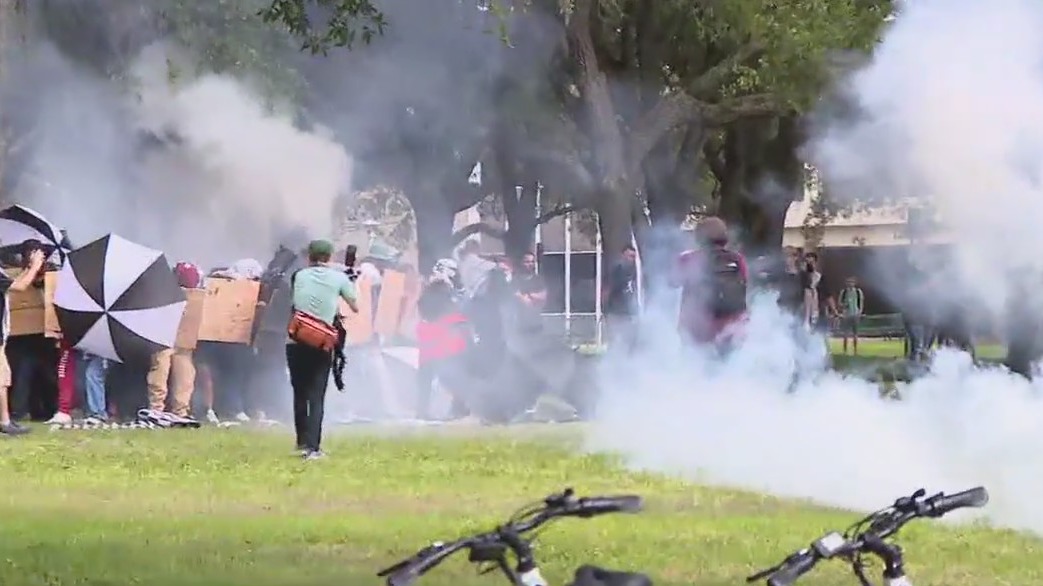 Police disperse protesters at USF