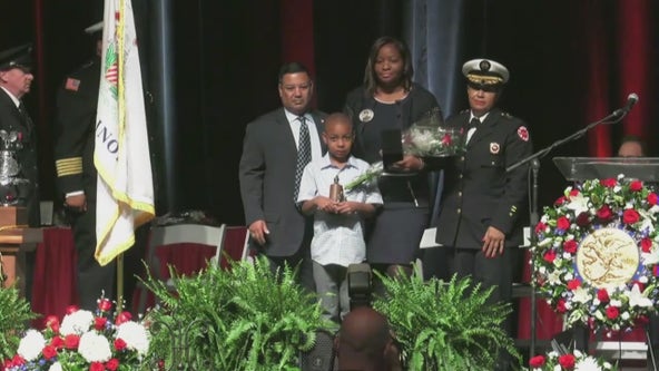Illinois leaders commemorate fallen firefighters, honor heroism