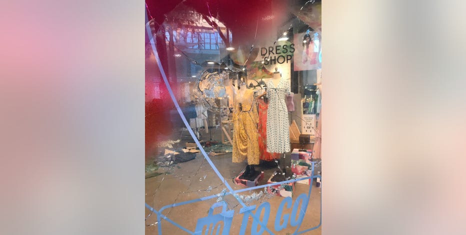 Scottsdale Fashion Square closed after night of looting, unrest; 12 people arrested