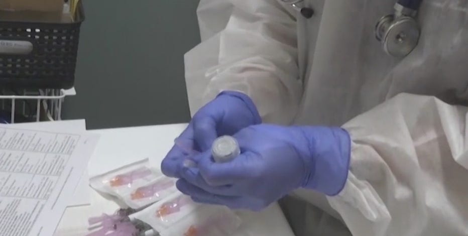 Volunteers from Phoenix to participate in COVID-19 vaccine trials
