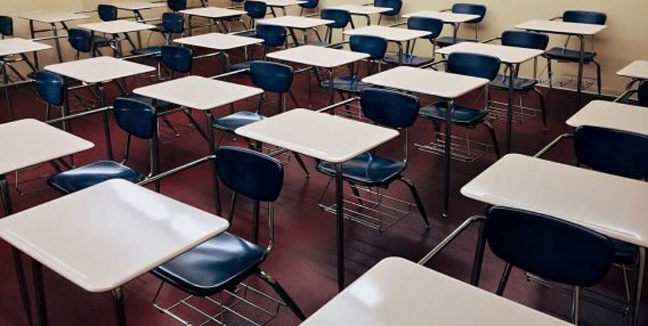 Arizona schools mull in-person class with declines in COVID-19 cases