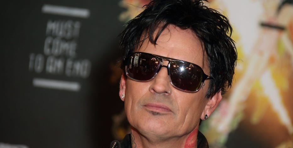 Mötley Crüe drummer Tommy Lee plans to leave US if Trump wins re-election