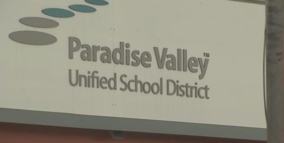 Parents stage protest as Paradise Valley Unified School District prepares to return to online learning