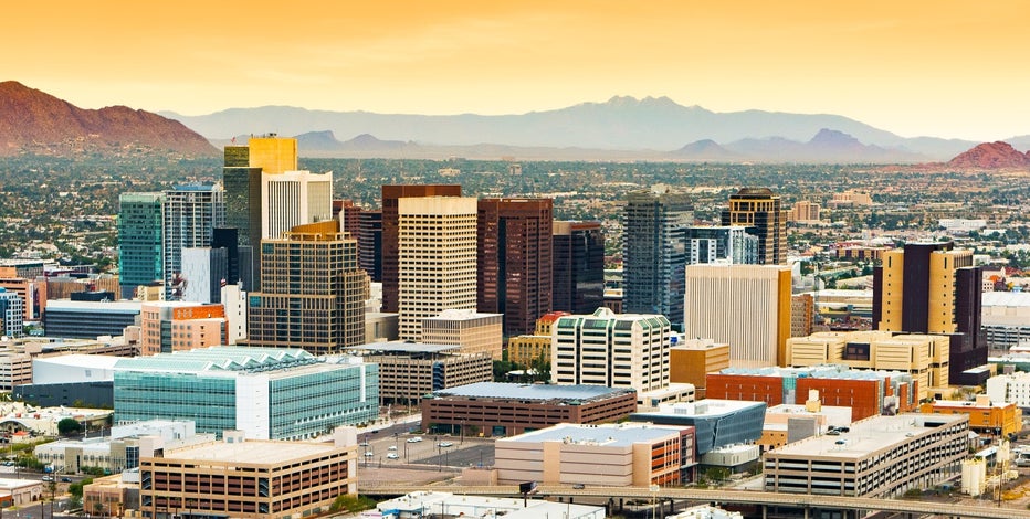 Phoenix mask mandate will remain in effect despite Gov. Ducey's executive order