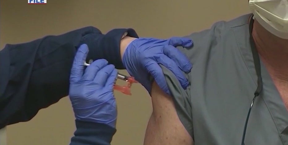 Thousands of new COVID-19 vaccine appointment slots in AZ booked in less than an hour