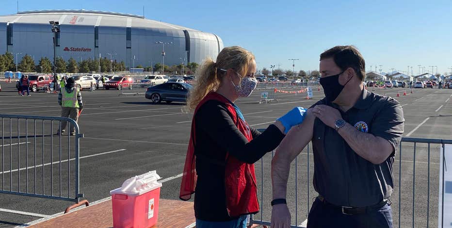 Governor Ducey gets vaccine as Arizona coronavirus death toll tops 16,000