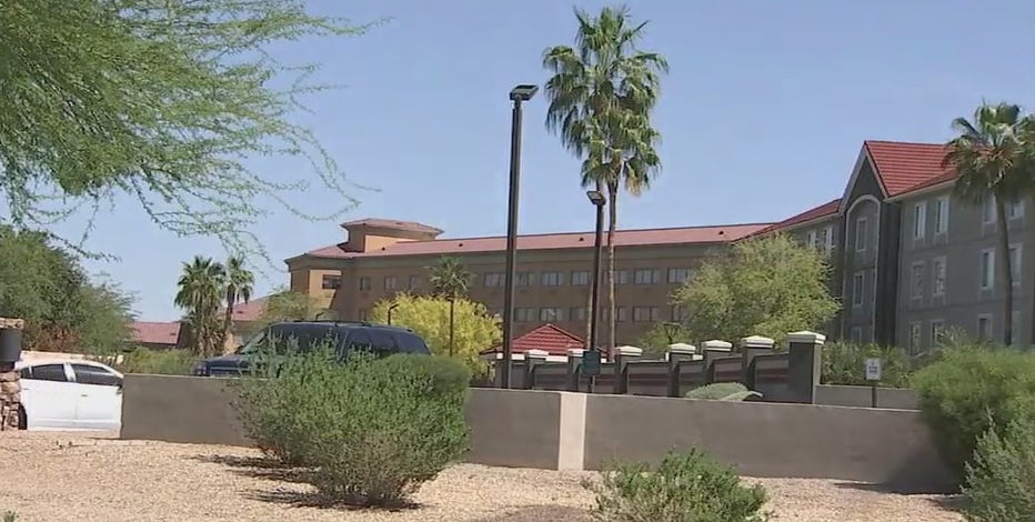 ICE to keep migrant families in Phoenix area hotels; some are reportedly staying in Ahwatukee