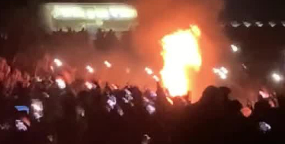 Fire breaks out at Slipknot concert held at Phoenix's Ak Chin Pavillion