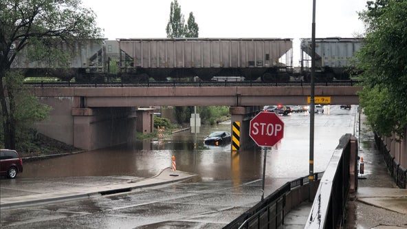 'Life-threatening' monsoon flooding in Flagstaff leaves thousands without power: Live radar, updates