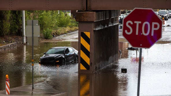 'Life-threatening' monsoon flooding in Flagstaff; Phoenix area sees rain, wind: Live radar, updates