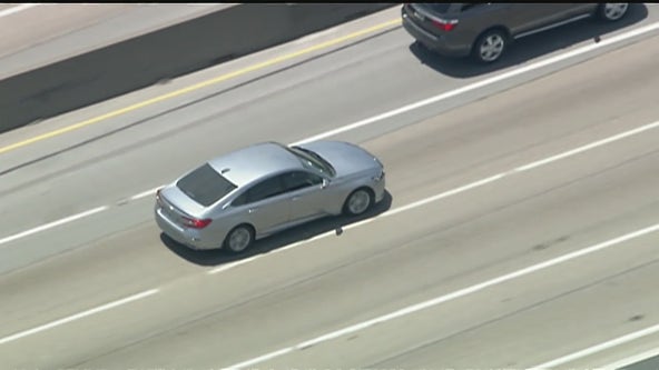 Mesquite police chase suspect in silver car