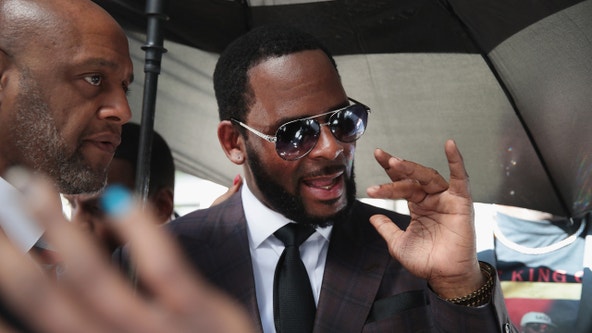 'I Admit It': R. Kelly releases new album while in federal prison for sex crimes